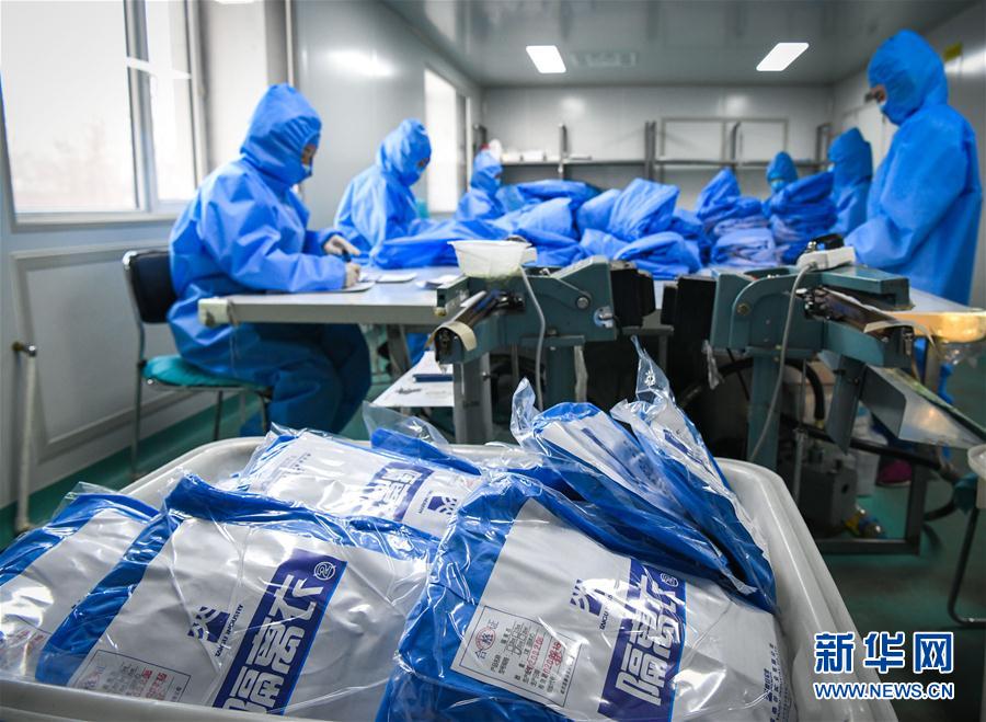 （在习近平新时代中国特色社会主义思想指引下——新时代新作为新篇章·习近平总书记关切事·图文互动）（3）不放松！——各地努力抓紧抓实抓细疫情防控